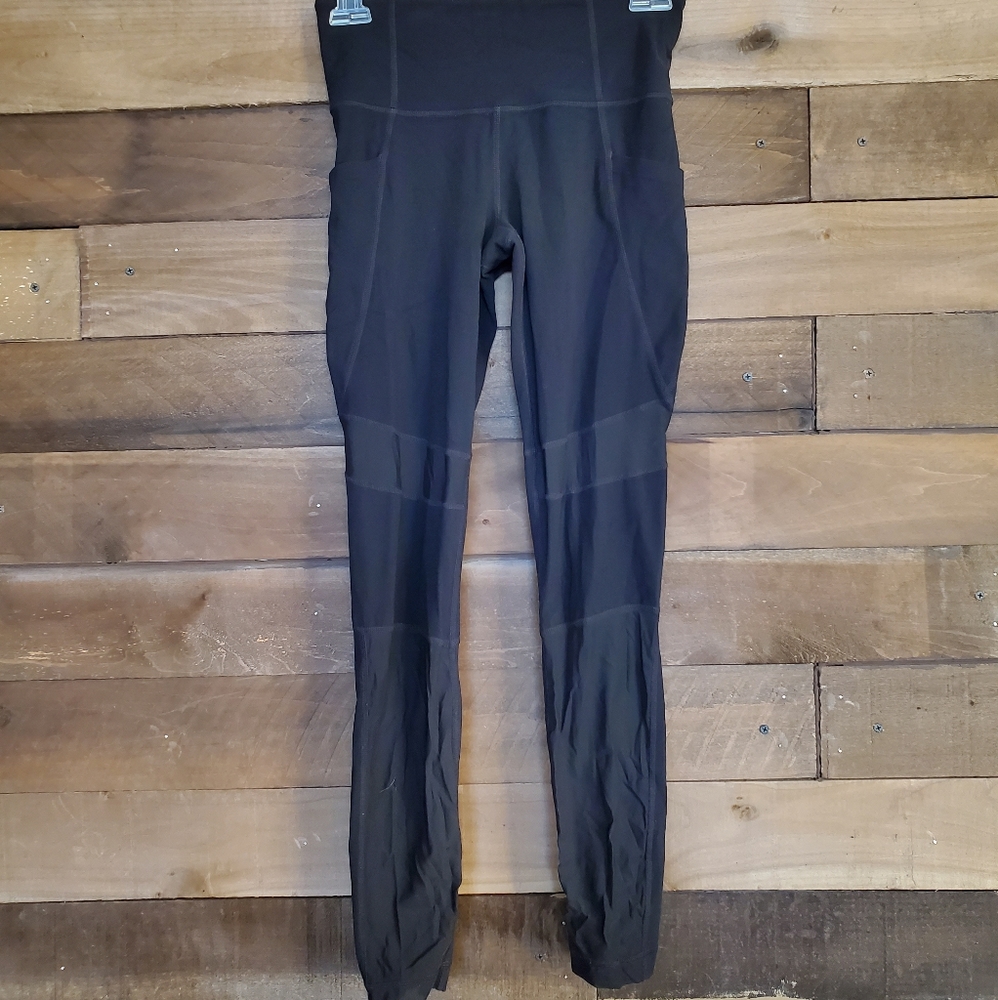 Athleta Meshblock Stashpocket Salutation Tights - image 2